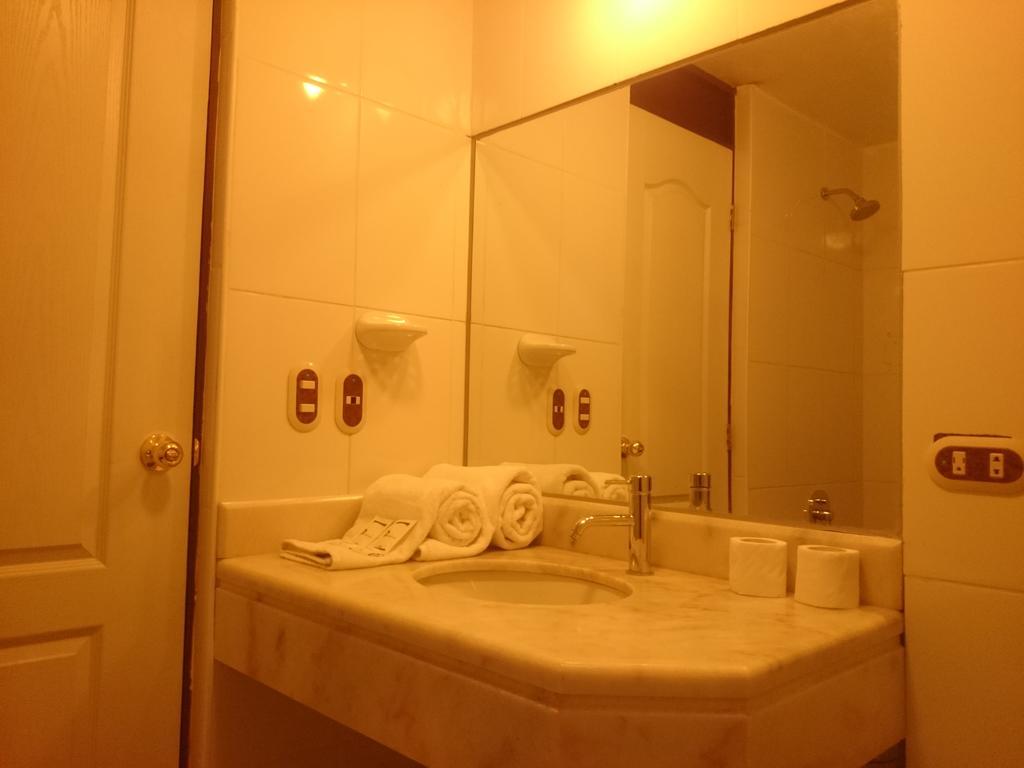 Hotel Cordelius Пуно Экстерьер фото